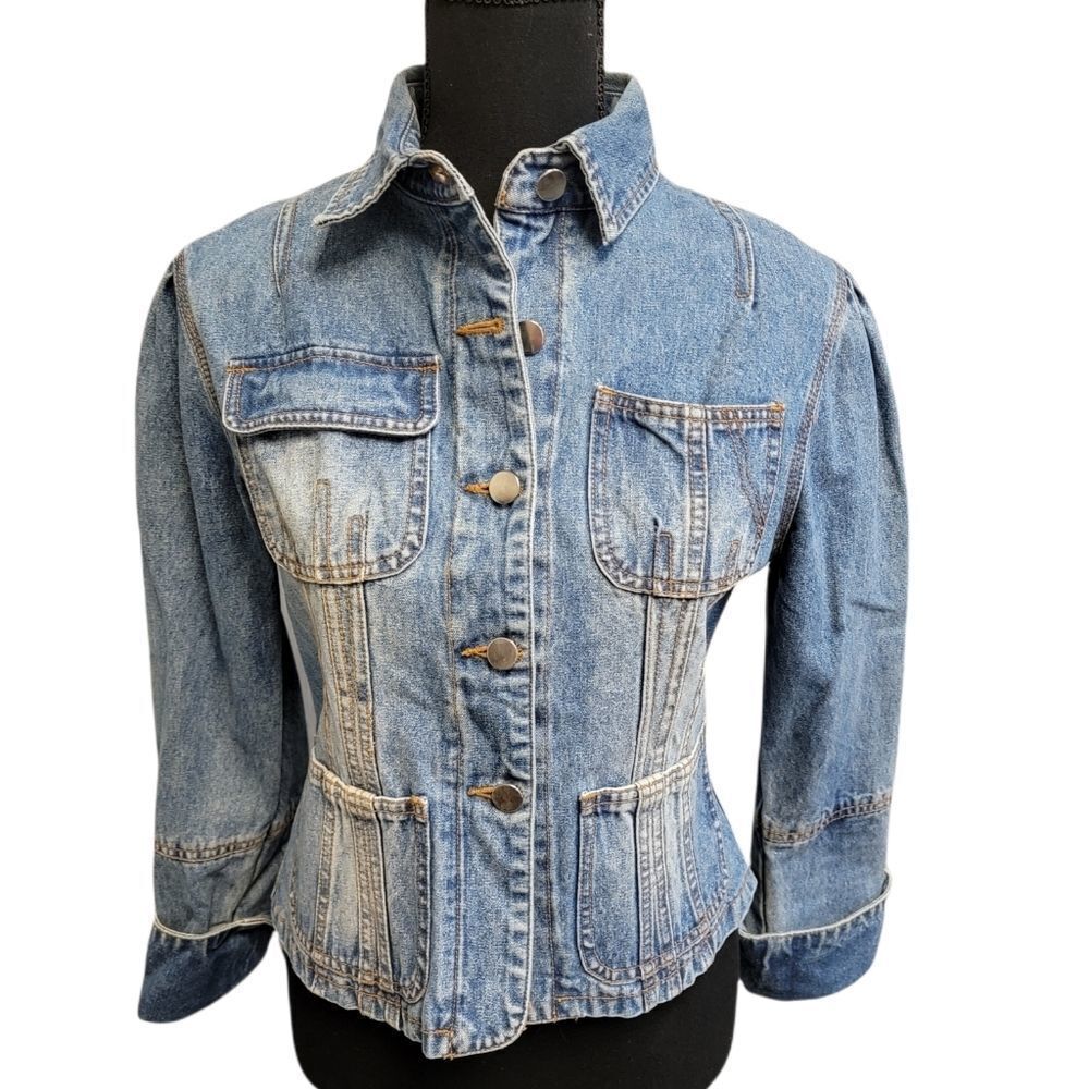 Venus USA Cropped Denim Jean Jacket Size M